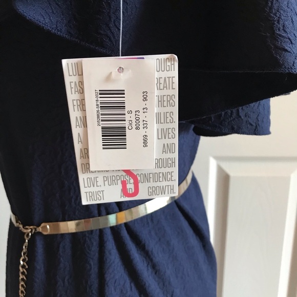 Chic Navy Blue Dress: shoulders can be styled 3 ways! - Picture 6 of 7